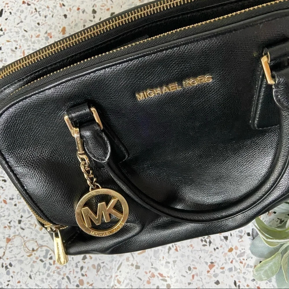 MICHAEL KORS Reese Saffiano Leather Designer Satchel With Metal Logo Charm - Picture 2 of 16